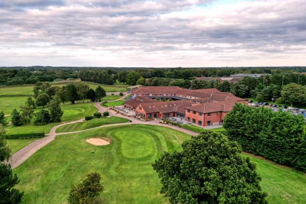A la foto es mostra l'objecte Wensum Valley Hotel Golf and Country Club situat a la ciutat de Attlebridge.