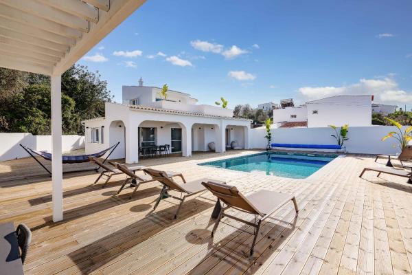 Στη φωτογραφία φαίνεται το αντικείμενο Casa Felicidade που βρίσκεται στην πόλη Carvoeiro.