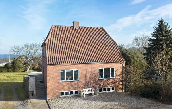 На фото показан объект Gorgeous Home In Søby Ærø With Wifi, расположенный в городе Havrekobbel.