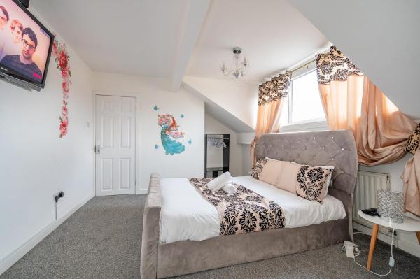 *Ra60g* For Your Most Relaxed & Cosy Stay + Free Parking + Free Fast Wifi * - Leeds