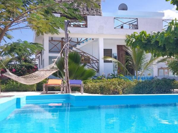 A la foto es mostra l'objecte Villa Francesca Boutique Hotel situat a la ciutat de Uroa.