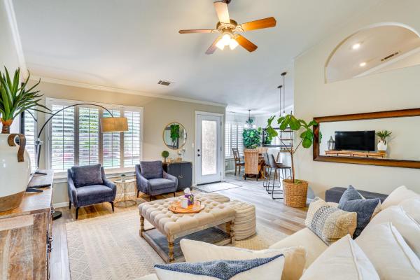 På billedet ses objektet Pet-Friendly Redding Home with Spacious Patio beliggende i byen Redding.