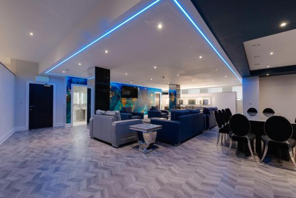 Temple Court Cavern Quarter Apartments by Happy Days, Ливерпуль