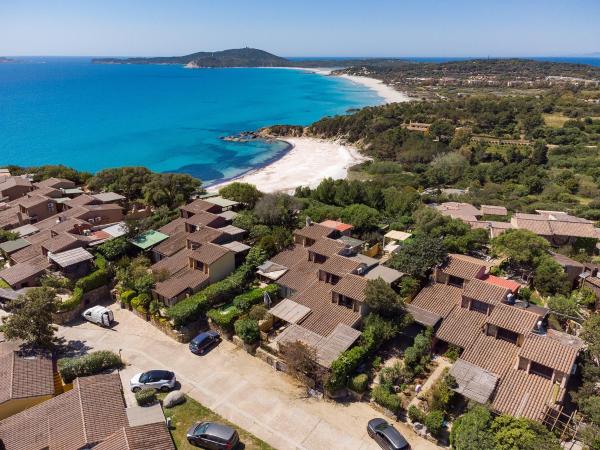 På billedet ses objektet Villa Allegra PANORAMICA 150 mt dal mare beliggende i byen Is Traias.