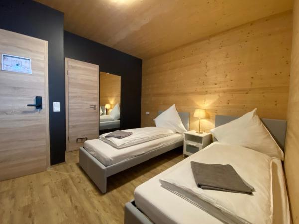 W&G Hotel, Colonia