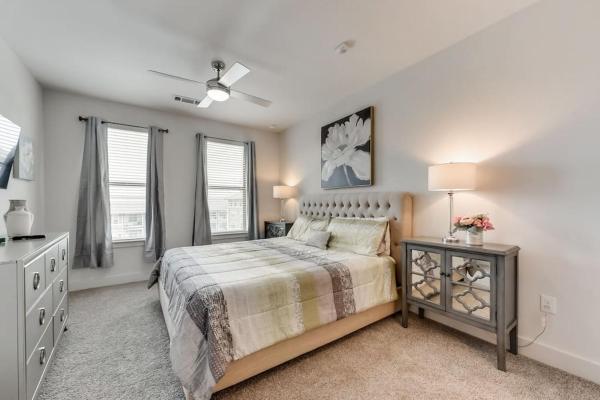 Foto 8: ALL034 - Luxe 2BD 2BA Apt in Allen