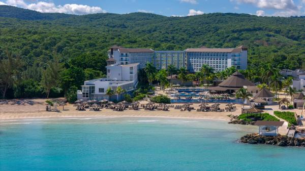 A la foto es mostra l'objecte Royalton Hideaway Blue Waters, An Autograph Collection All-Inclusive Resort - Adults Only situat a la ciutat de Corral Spring.