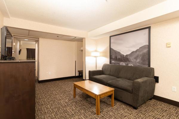 Photo 2 : Super 8 by Wyndham Prince George