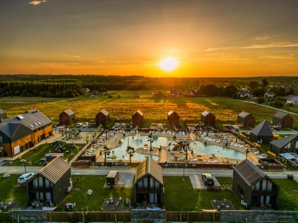 A la foto es mostra l'objecte Wioska Wakacyjna Radawa situat a la ciutat de Manasterz.