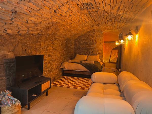 På billedet ses objektet Brecon serviced apartments- Kian Perrott Properties beliggende i byen Brecon.