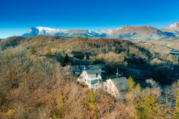 På billedet ses objektet [vista Sibillini] Villa Amici beliggende i byen Comunanza.
