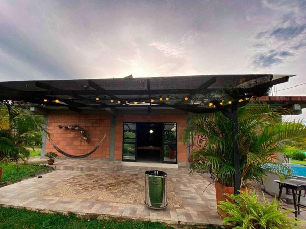 Na foto é possível ver o objeto Finca San Rafael cerca al rio Wifi 6-12 personas localizado na cidade de San Rafael.