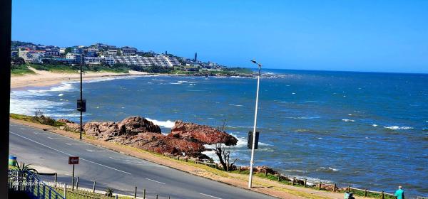 A la foto es mostra l'objecte Dolphin View 203 - Sleeps 4 situat a la ciutat de Margate.