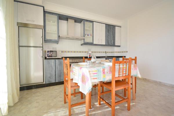 Apartamentos En Playa De Montalvo - Portonovo