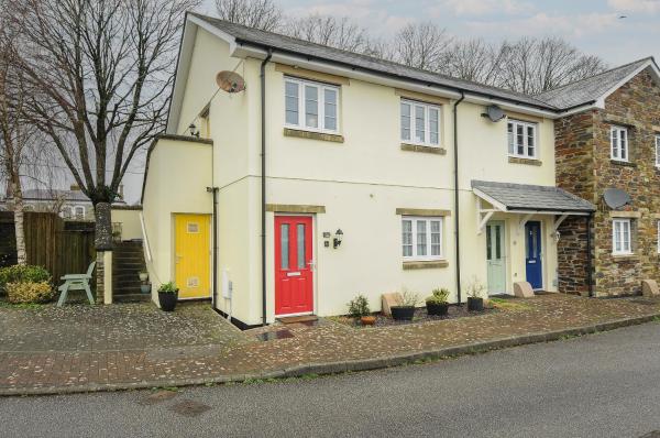 1 Bethany Court - Bodmin