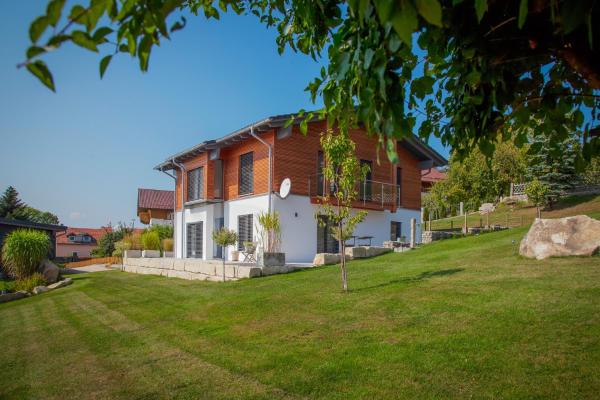 A la foto es mostra l'objecte Ferienhaus Escherich situat a la ciutat de Büchlberg.