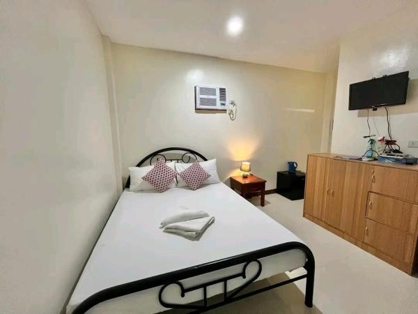 På billedet ses objektet ZAFFIRIAH GUEST HOUSE beliggende i byen Moalboal.