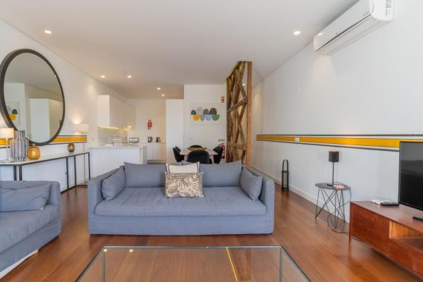 Foto 6: Spacious, family friendly 3BR & 3WC. AC/heating.