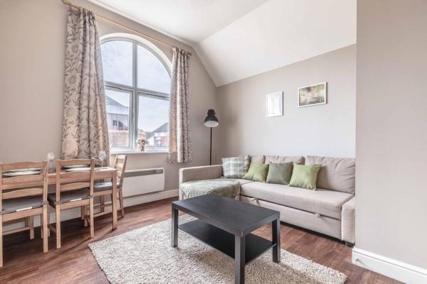 Cosy Central Windsor Apartment , Parking - By Tempstay, Windsor