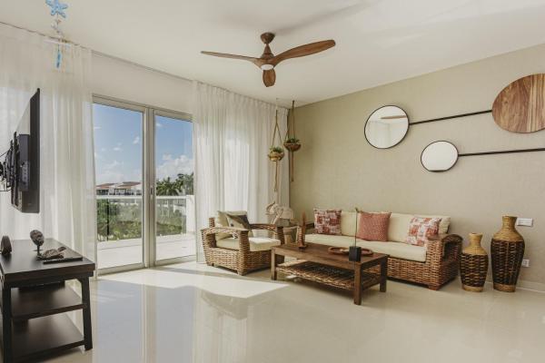 写真にはCedro市にあるOcean View Penthouse Casa Galicia 634N condoが写っています。