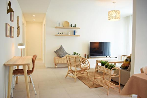Amalia's Home: Luminoso Apartamento Muy Cerca De La Playa - Málaga