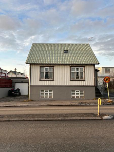 Στη φωτογραφία φαίνεται το αντικείμενο Apartment in Reykjavikurvegur - Birta Rentals που βρίσκεται στην πόλη Χαφναρφιόρδουρ.