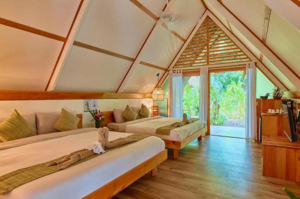 Na zdjęciu widoczny jest obiekt Hotel Shawandha Costa Rica położony w mieście Puerto Viejo.