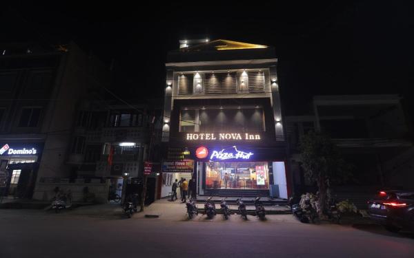 A la foto es mostra l'objecte Hotel Nova Inn by StayApart situat a la ciutat de Khānpur.