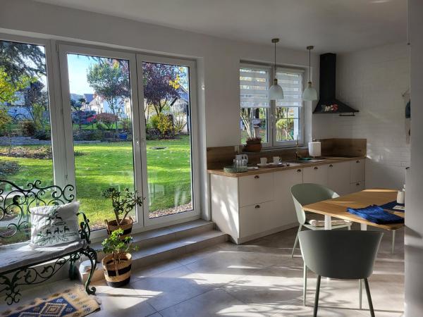 Na zdjęciu widoczny jest obiekt Apartament Prestiż położony w mieście Sobótka.