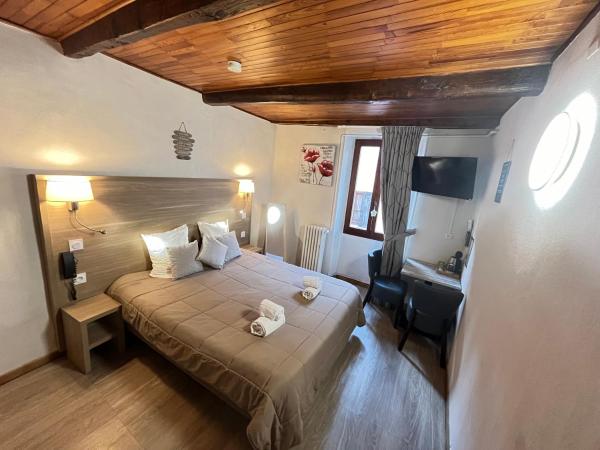 A la foto es mostra l'objecte Hôtel Du Cheval Blanc Barcelonnette situat a la ciutat de Barcelonnette.