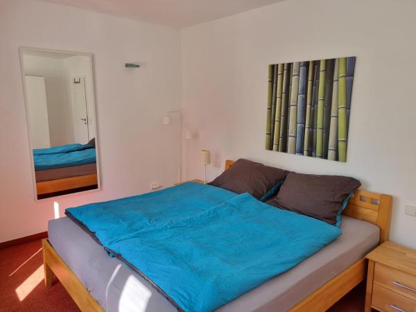 På bildet vises objektet BMS BALANCE - Gemütliche 4 Sterne Möblierung neben dem Parkhotel som ligger i byen Wolfsburg.