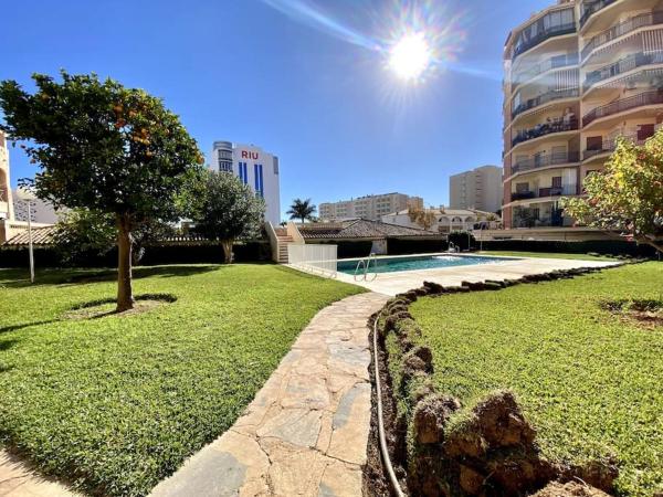 Erisa I Apartament La Carihuela 100 Mts Beach - Benalmádena