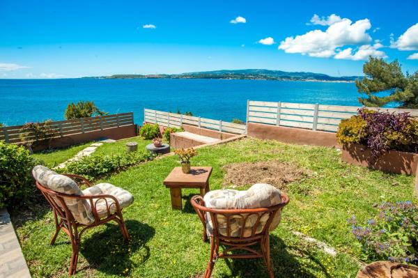 A la foto es mostra l'objecte Lardigo Apartments situat a la ciutat de Argostoli.