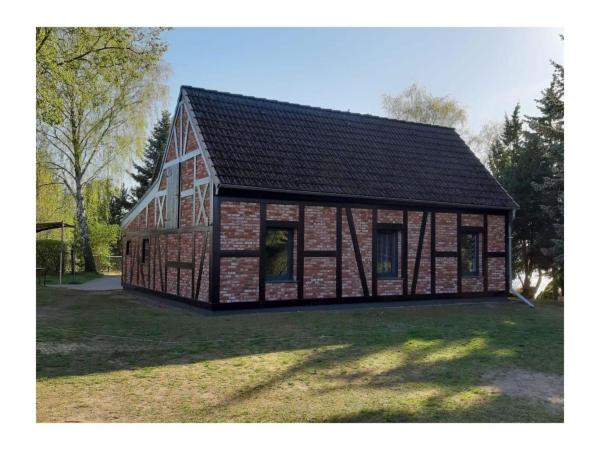Auf dem Foto ist das Objekt Country house on the Priepertsee in der Stadt Priepert zu sehen.