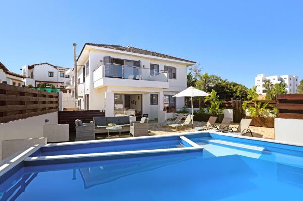 A la foto es mostra l'objecte Villa Sea Horizon situat a la ciutat de Protaras.