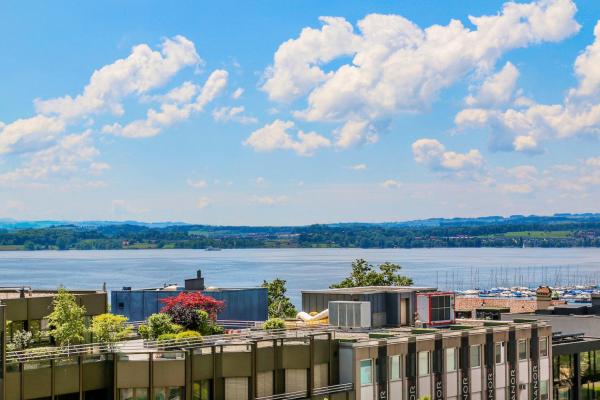 Фотография 4: ARISER - Zug Lake View Business Apartment