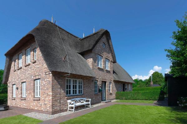 Op de foto is het object Alt Wrixum Haus 1 te zien, gelegen in de stad Wrixum.