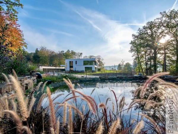 Nella foto è visibile l'oggetto Résidence de 3 appartements luxueux - 2 ch x 3 - 