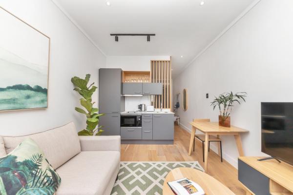 Φωτογραφία 5: Studio with city views
