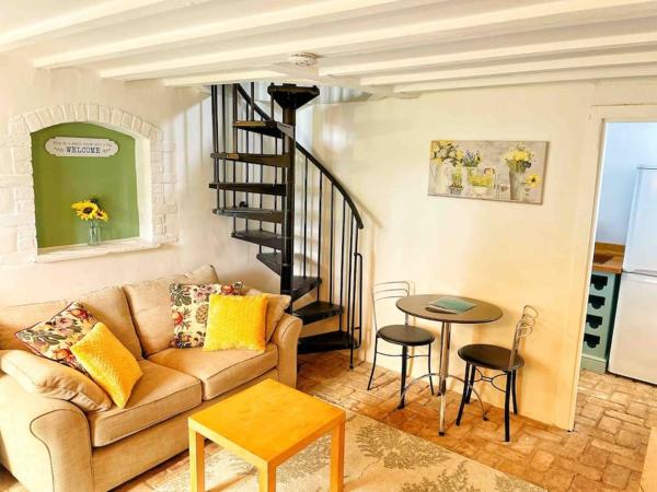 Auf dem Foto ist das Objekt Cotswolds Country Cottage - Boutique & Romantic in der Stadt Cricklade zu sehen.