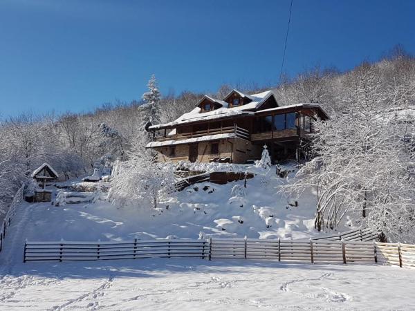 På billedet ses objektet Planinska kuća HIL - Bjelašnica beliggende i byen Sarajevo.