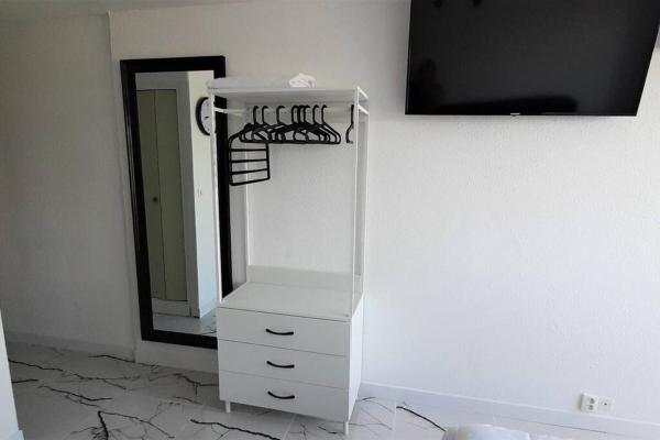 Bilde 2: Studio 43, Héliopolis L au village naturiste