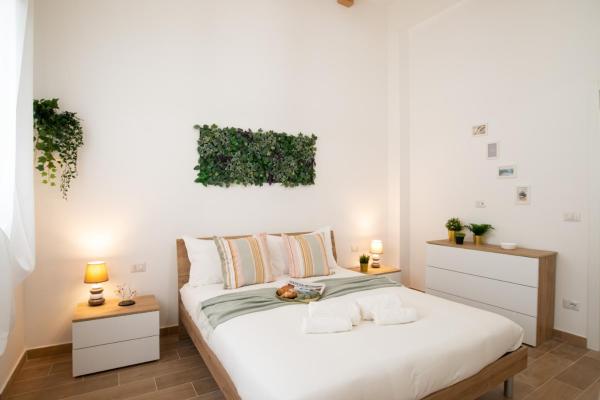 A la foto es mostra l'objecte Isonzo House situat a la ciutat de Bari.