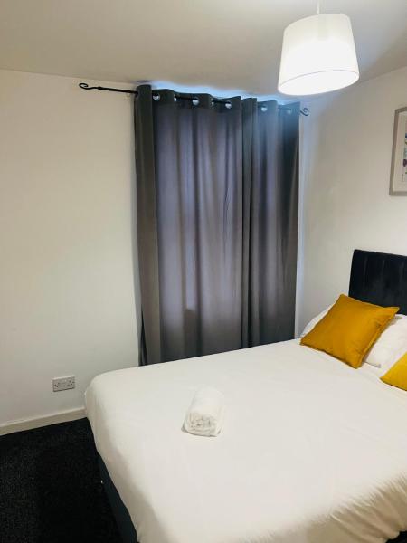 Grey Rental Properties, Manchester