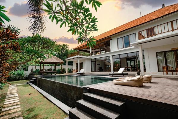 巴厘島卡薩瑪格麗塔別墅 - Canggu