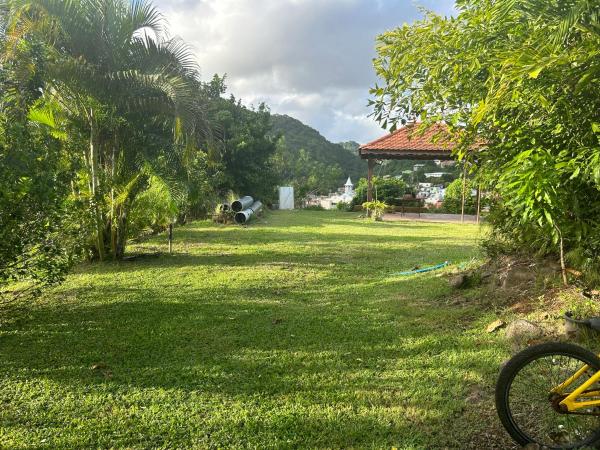 En la foto se muestra el objeto Domaine de kanelle ubicado en la ciudad de Adélaïde Maillet.