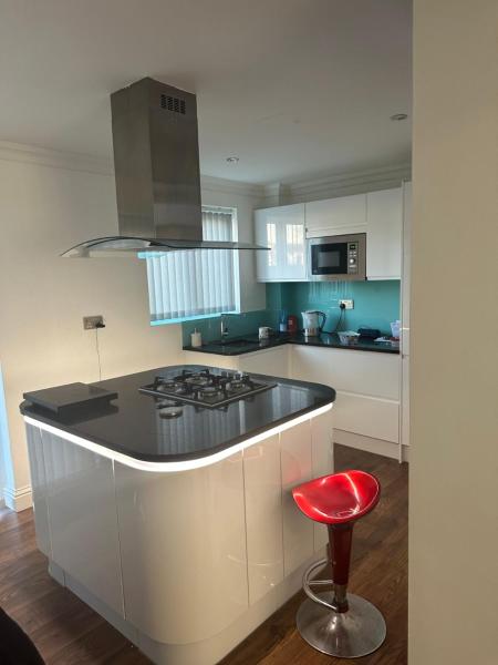 Single Room In A Cosy House In Pitsea - Kent