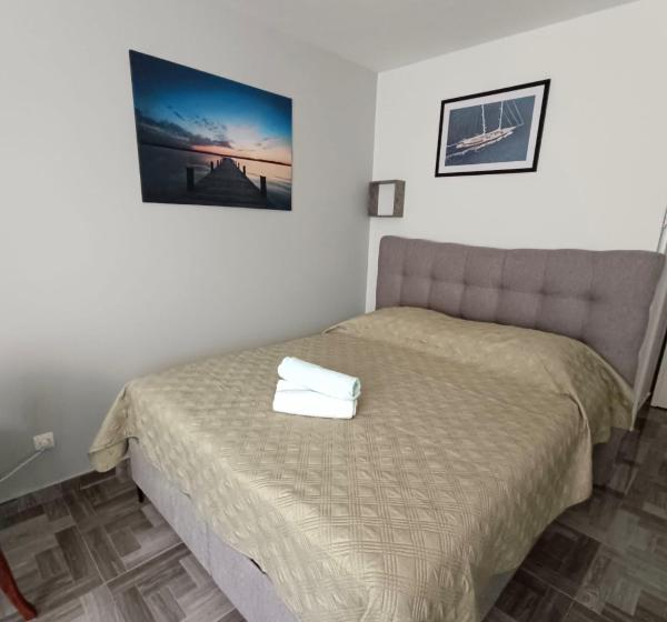 照片显示了位于Split市的Novi studio apartman Demy u centru Splita物件。