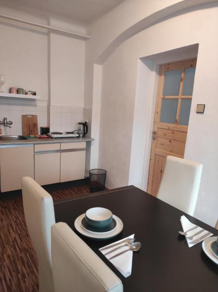 Na fotografii je vidět objekt Apartmán U Krtka nacházející se ve městě Salajna.