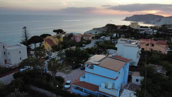 Στη φωτογραφία φαίνεται το αντικείμενο Villa Azzurra Scale of the Turks που βρίσκεται στην πόλη Realmonte.